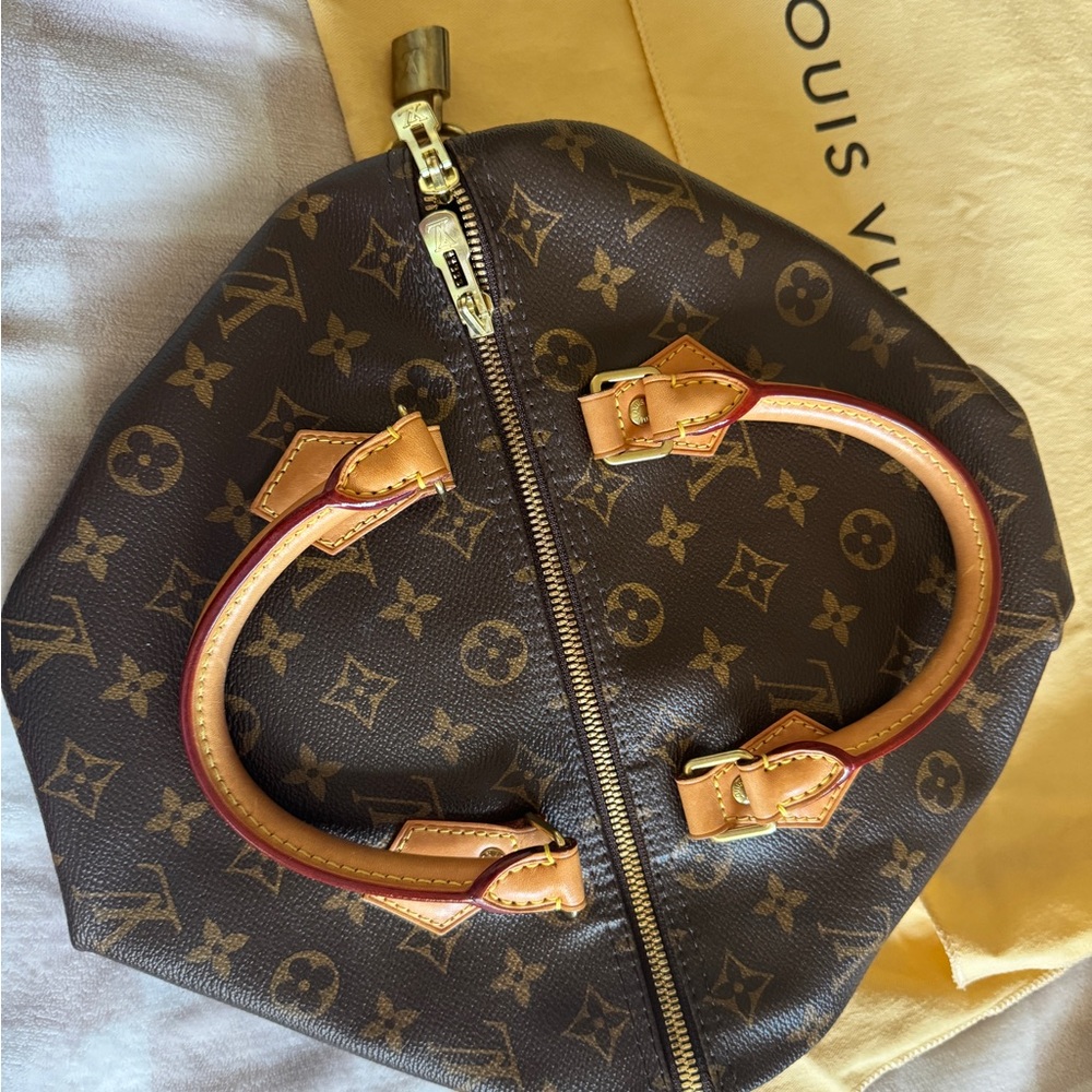 Louis Vuitton Speedy 30 Monogram Bandouliere - Picture 7 of 8